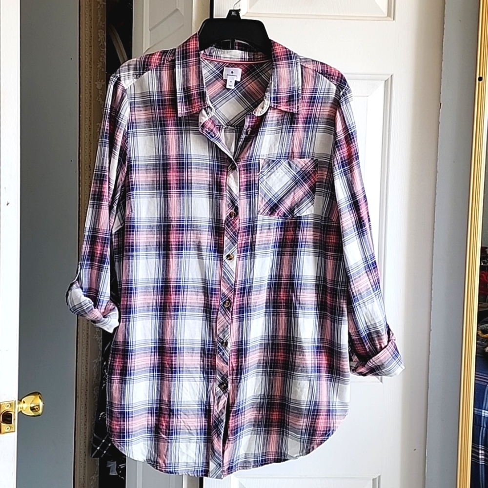 Womens Pink Plaid Button-Up Shirt